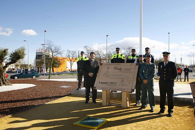 El alcalde inaugura la Glorieta Constitucin de 1812 en homenaje a "La Pepa"