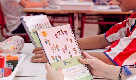 El Ayuntamiento reparte ms de 23.000 agendas escolares, que este ao incluyen pictogramas para continuar impulsando la inclusin en las aulas de Legans