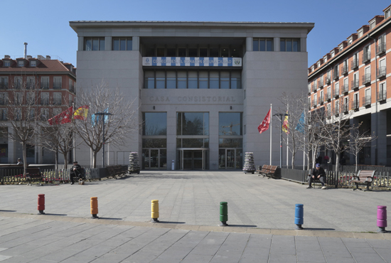 La Concejala de Servicios Sociales prestar asesoramiento para que los leganenses puedan acogerse a las medidas decretadas por el Gobierno central